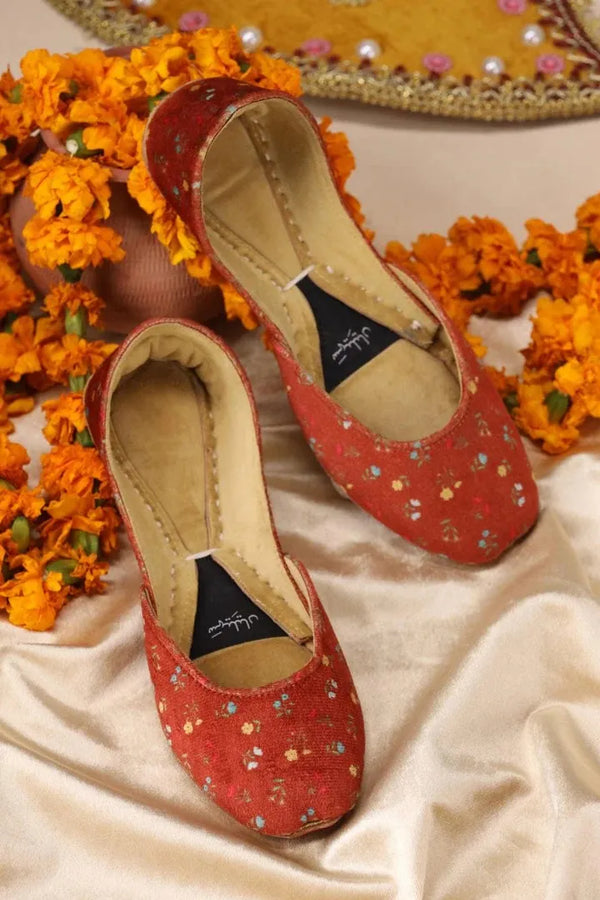 ladies khussa