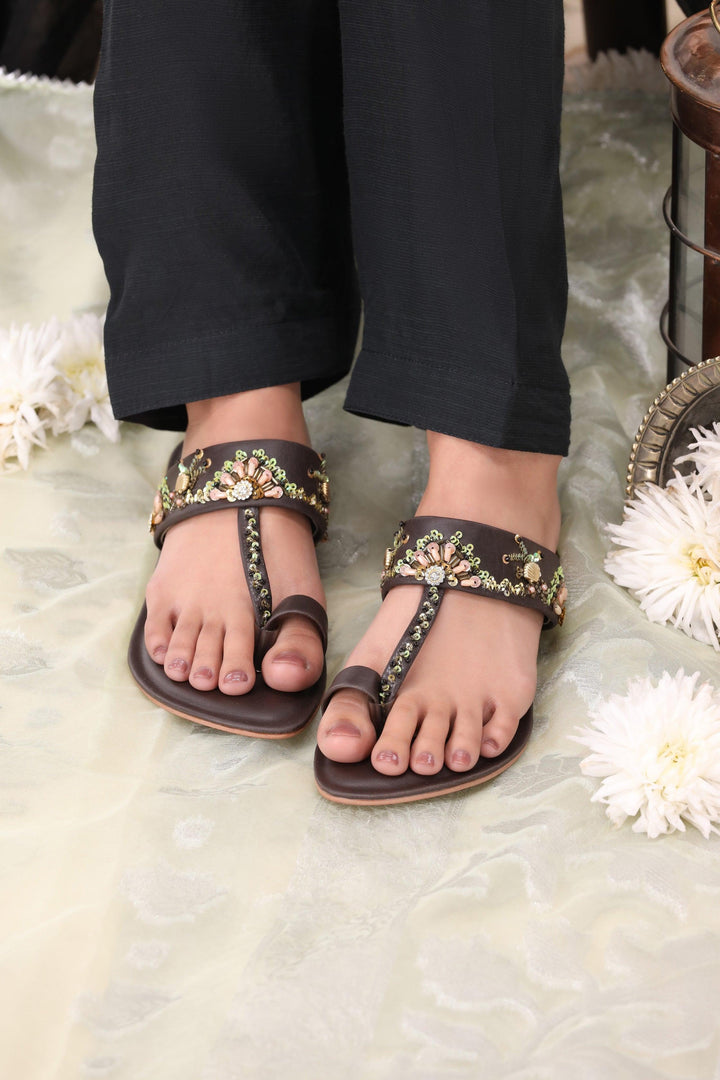  Kolapuri Jutti in deep Black with vibrant Multicolor Embroidery for women