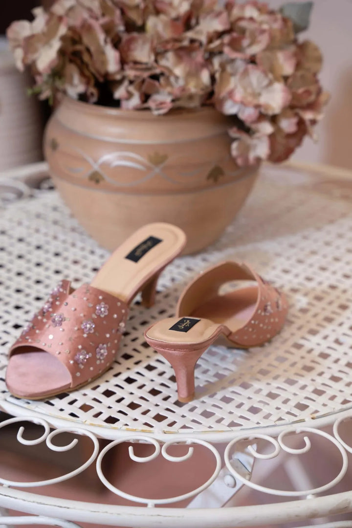 novara heels