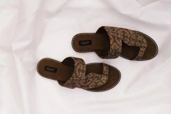 Desert Bloom Kolhapuri Slip