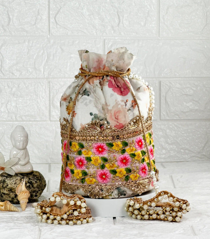 Pearl Bliss Potli Bag - Saheliyan (سہیلیاں)