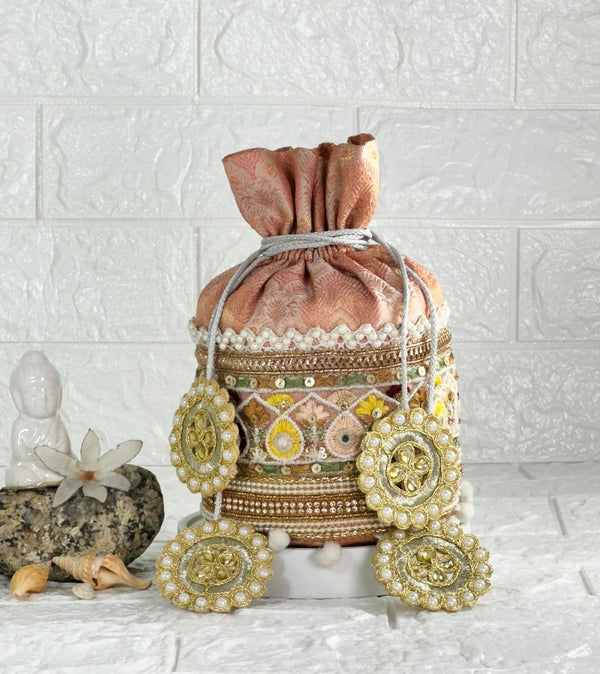 Glimmering Blossom Potli Bag - Saheliyan (سہیلیاں)