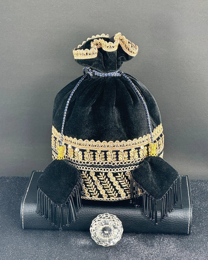 Gilded Shadow Potli Bag - Saheliyan (سہیلیاں)