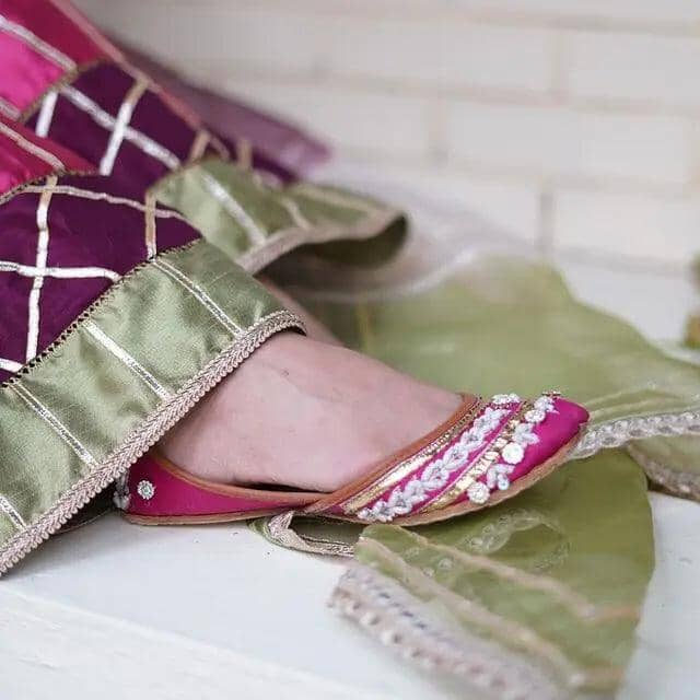 OMANG Best Selling saheliyaan 